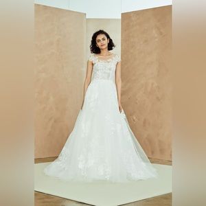 Nouvelle Amsale Miranda Wedding Dress size 12